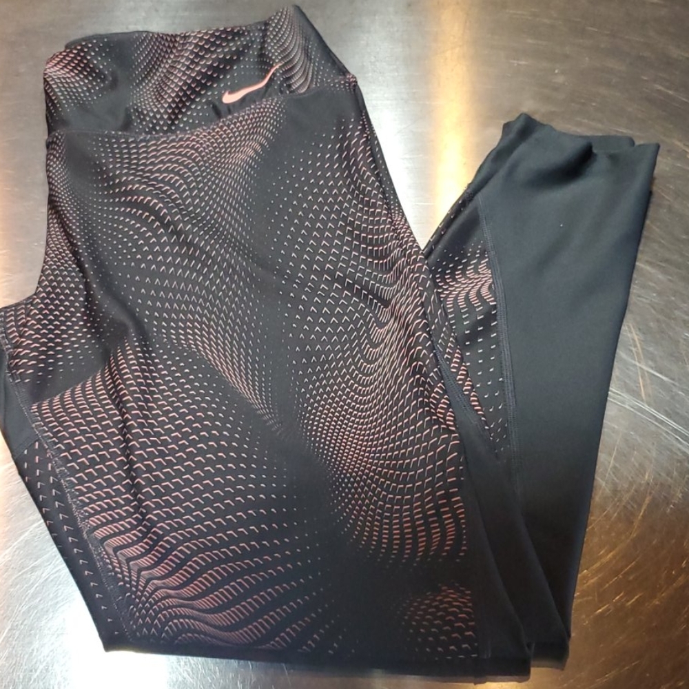 Nike dri-fit athletic pants